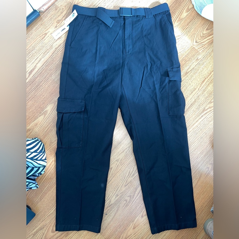 Aritzia TNA Cargo Pants